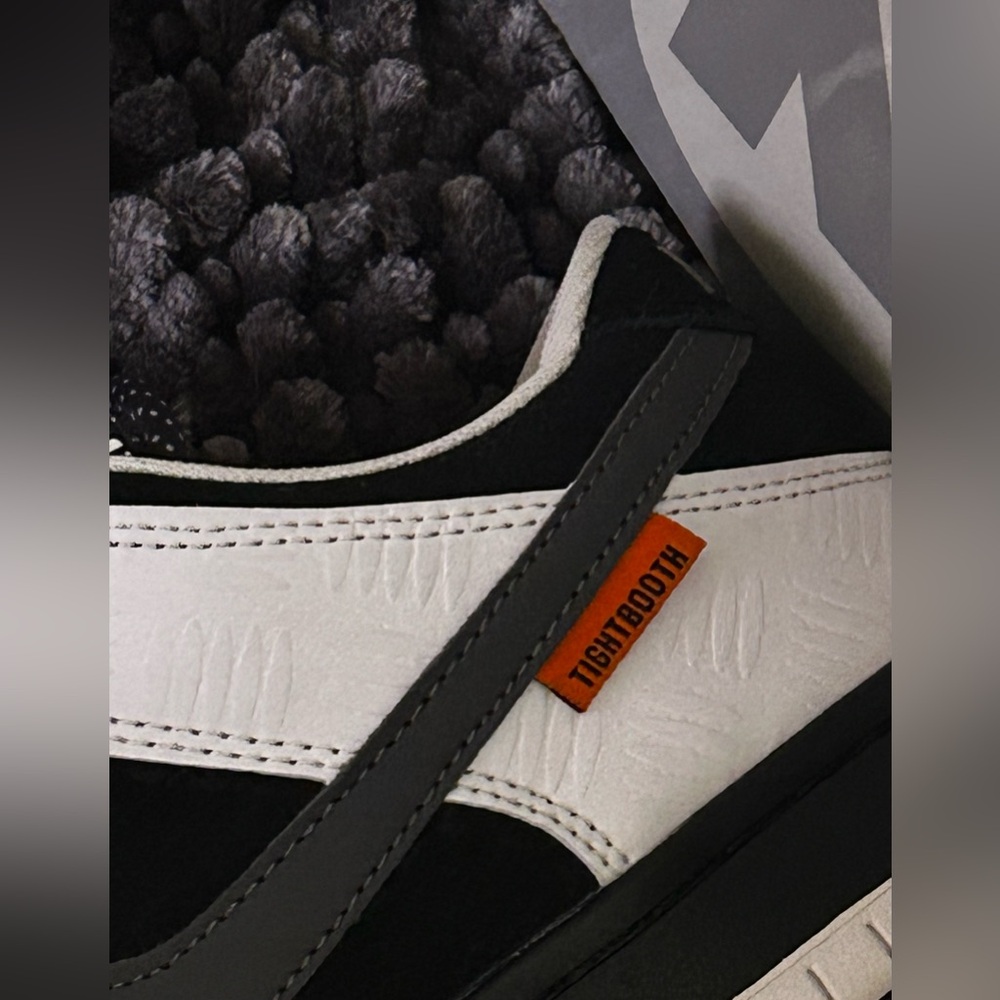 Nike TightBooth SB Dunk Low Pro Black and White Sneakers/Skateboard Shoes Size 8 - Picture 8 of 16